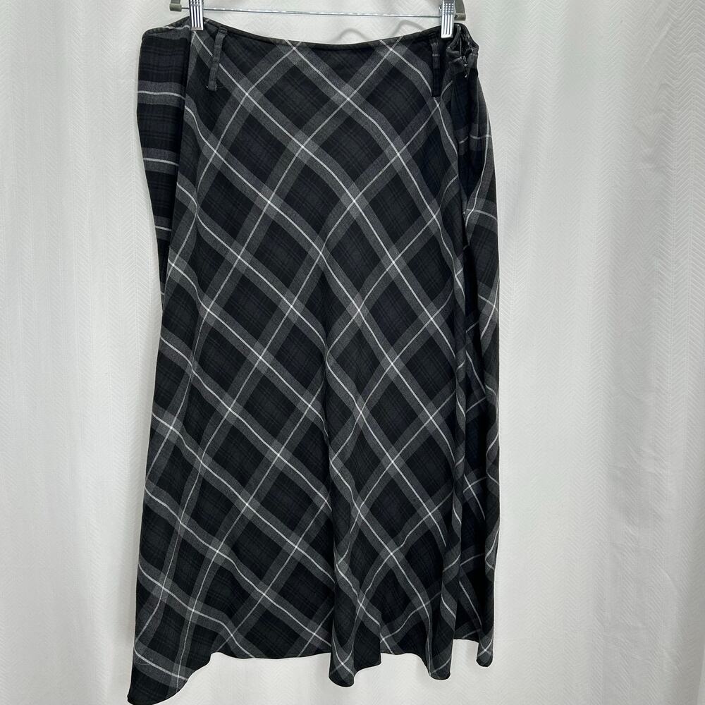 Fashion bug black and gray midi skirt plaid 2X dark academia preppy goth grunge